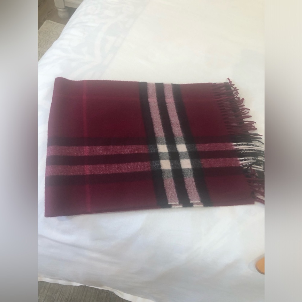 Burberry scarf